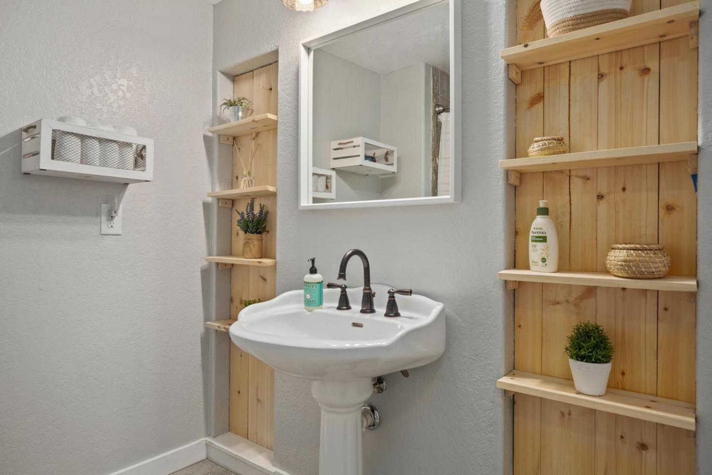 Downtown Studio 1 At Beer Ranch Project Inn Wimberley Esterno foto